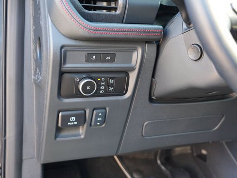 Used 2024 Ford Expedition Max Limited AWD/4WD image 18