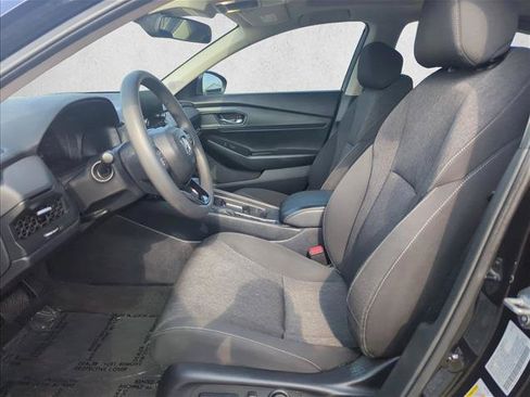 Certified 2023 Honda Accord EX image 6