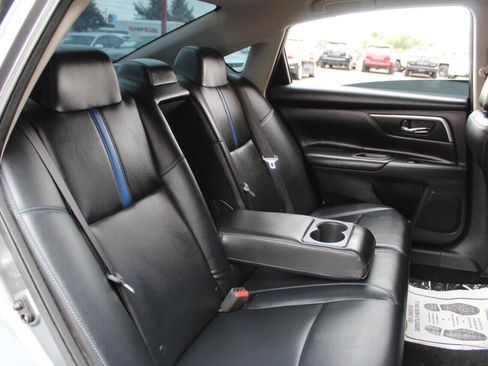 Used 2018 Nissan Altima 2.5 SR w/ SR Special Edition FWD image 13