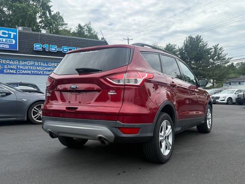 Used 2016 Ford Escape SE w/ Equipment Group 201A AWD/4WD image 10