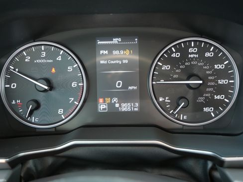 Certified 2025 Subaru Outback Onyx Edition AWD/4WD image 21
