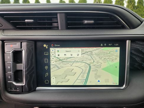 Used 2024 GMC Yukon XL Denali image 35