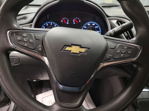 Used 2023 Chevrolet Malibu LT image 17