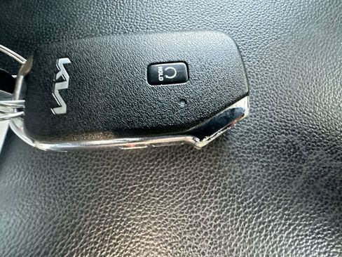 Used 2023 Kia Sportage EX FWD image 28