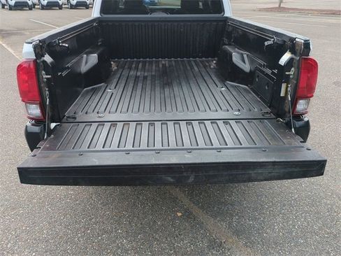Used 2019 Toyota Tacoma SR image 13