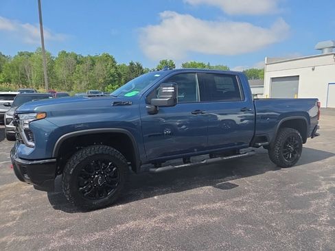 New 2026 Chevrolet Silverado 2500 LTZ w/ Trail Boss Package AWD/4WD image 4