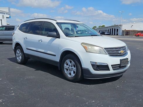 Used 2016 Chevrolet Traverse LS FWD image 8