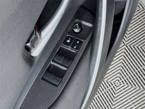 Used 2021 Toyota Corolla SE FWD image 19
