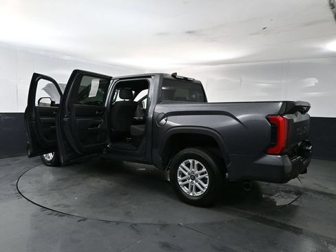 Used 2025 Toyota Tundra SR5 w/ SR5 Convenience Package AWD/4WD image 28