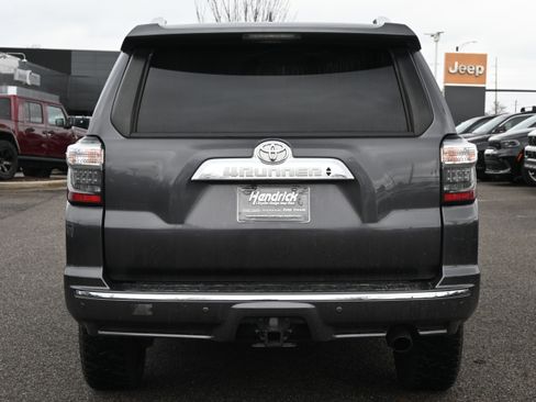 Used 2022 Toyota 4Runner Limited image 9