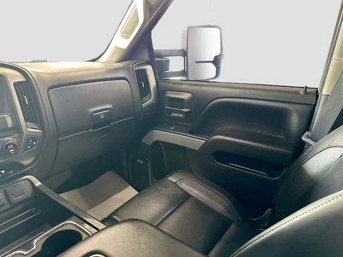 Used 2017 Chevrolet Silverado 2500 LTZ w/ Duramax Plus Package AWD/4WD image 25