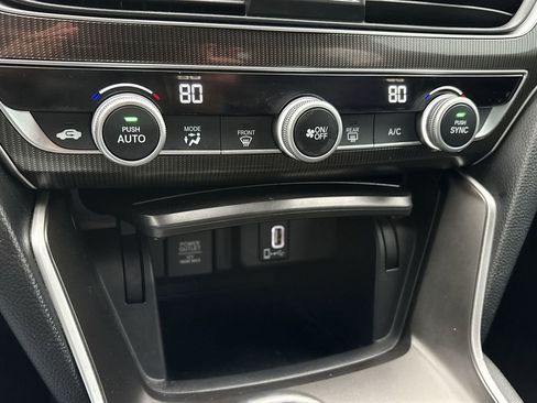 Used 2019 Honda Accord Sport image 19