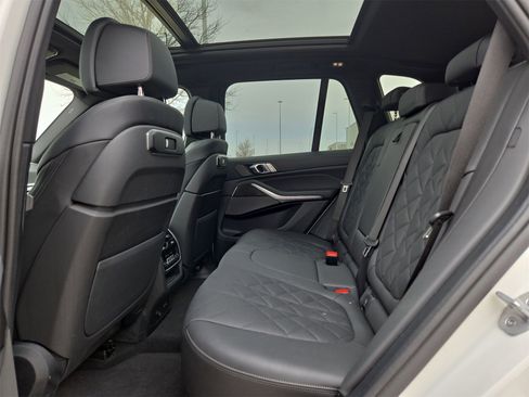 Used 2026 BMW X5 M60i image 13