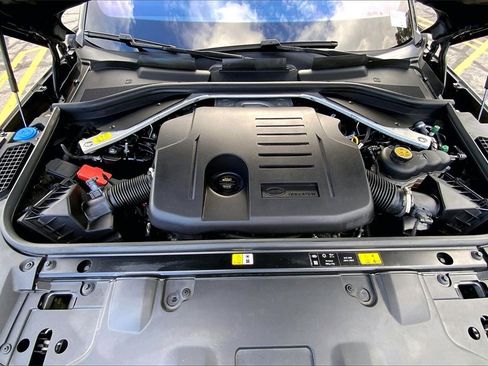 Used 2023 Land Rover Range Rover SE image 29