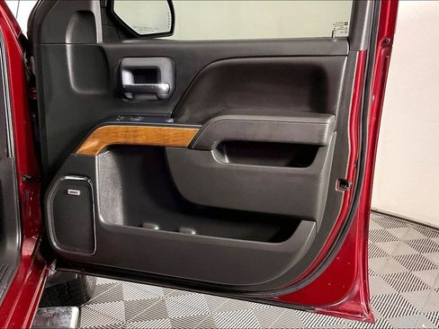 Used 2017 Chevrolet Silverado 1500 LTZ w/ LTZ Plus Package image 24