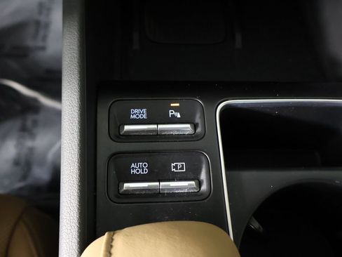 Used 2025 Hyundai Sonata Limited FWD image 50