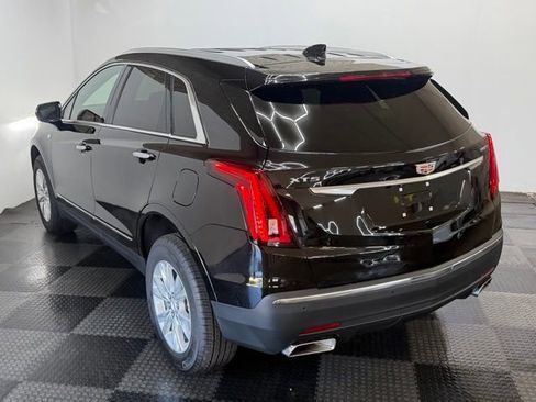 Used 2025 Cadillac XT5 Luxury w/ LPO, Floor Liner Package FWD image 8