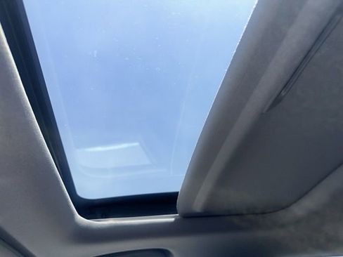 Used 2020 Honda CR-V EX-L image 11