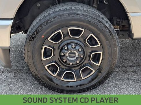 Used 2023 Ford F250 Platinum AWD/4WD image 12