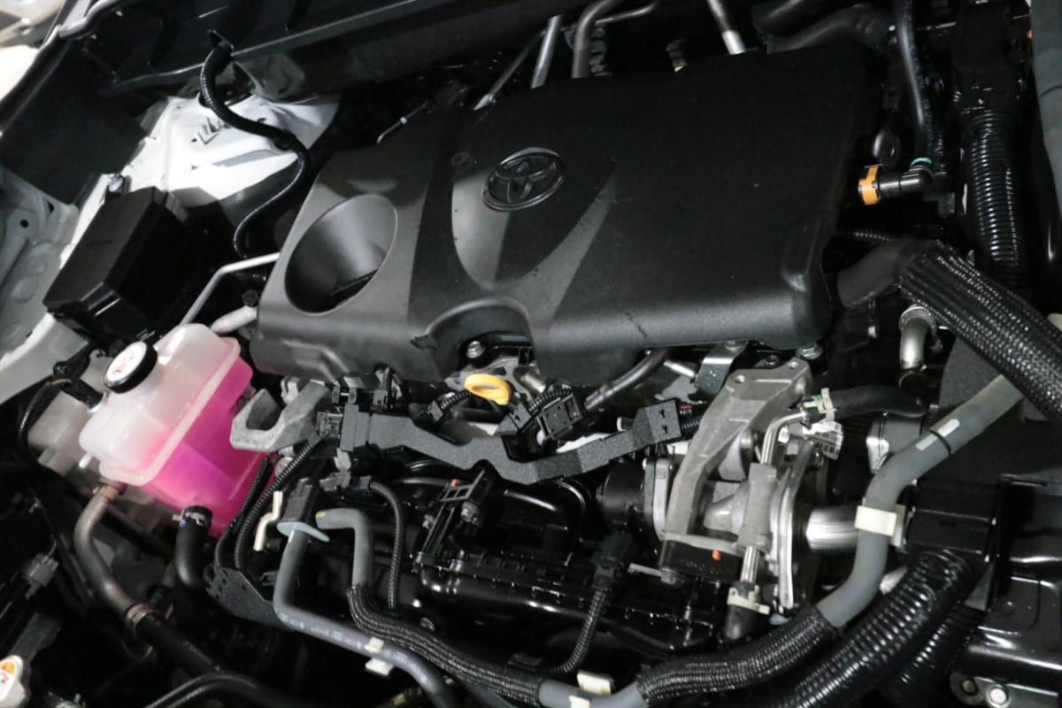 Used 2021 Toyota Highlander Limited FWD image 8