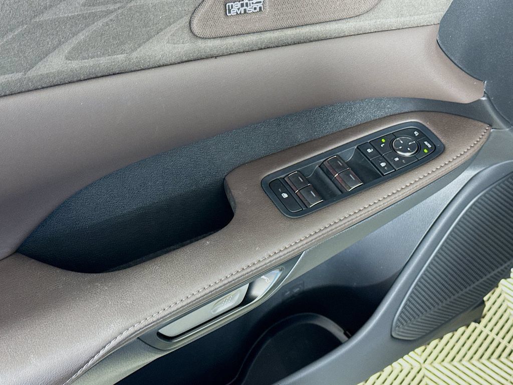 Used 2023 Lexus RX 350 FWD w/ Accessory Package (Z1) image 18