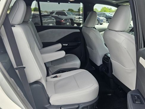 Used 2026 Lexus TX 350 AWD w/ Technology Package image 13