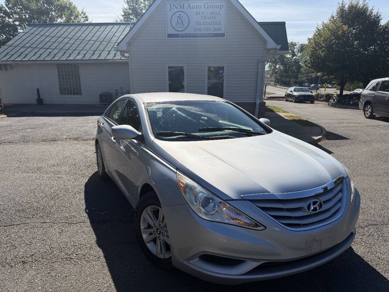 Used 2011 Hyundai Sonata GLS w/ Popular Equipment Pkg 2 FWD image 1