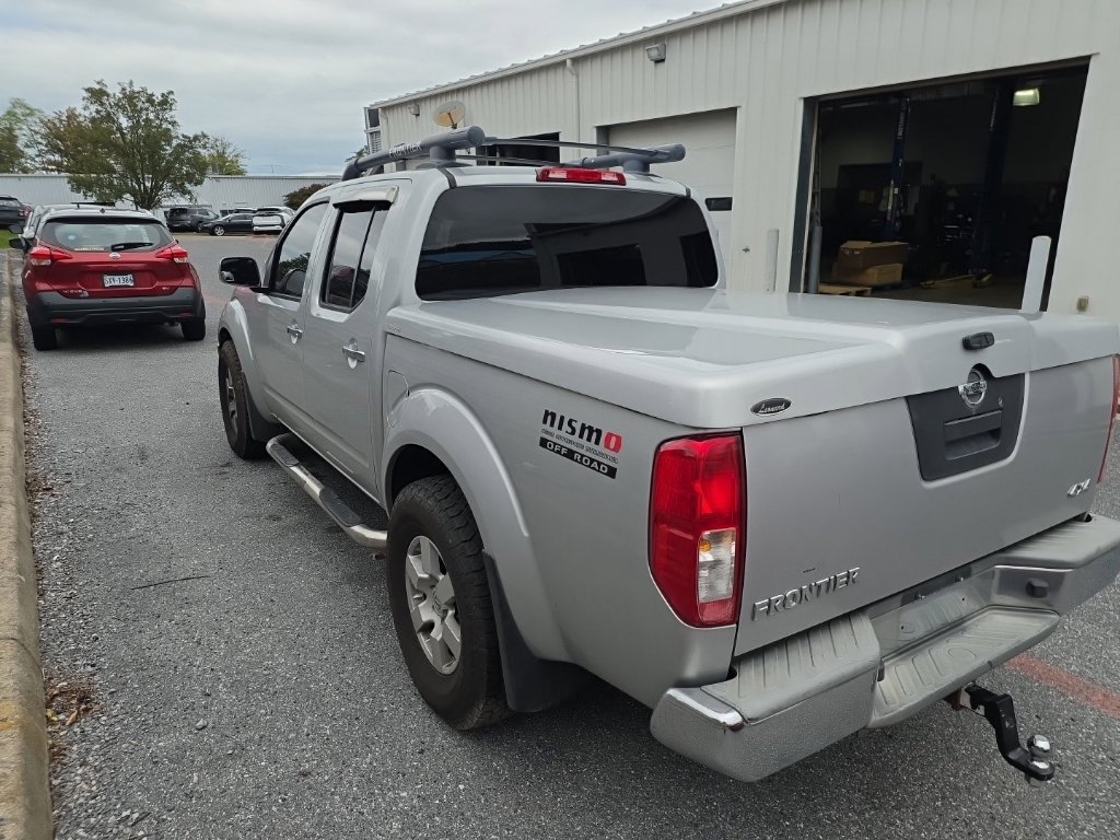 Used 2007 Nissan Frontier NISMO w/ Sunroof Pkg AWD/4WD image 4