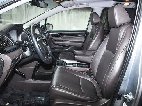 Used 2023 Honda Odyssey Touring image 39