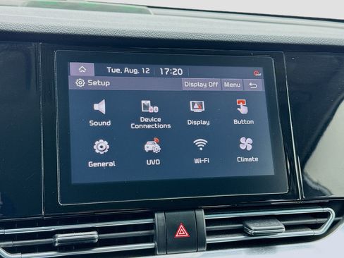 Used 2022 Kia Niro LXS image 9