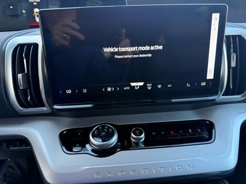 New 2026 Ford Expedition Max Active AWD/4WD image 17