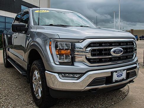 Used 2022 Ford F150 XLT w/ Equipment Group 302A High AWD/4WD image 7