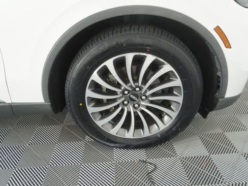 Used 2020 Lincoln Aviator Reserve w/ Elements Package Plus RWD image 15