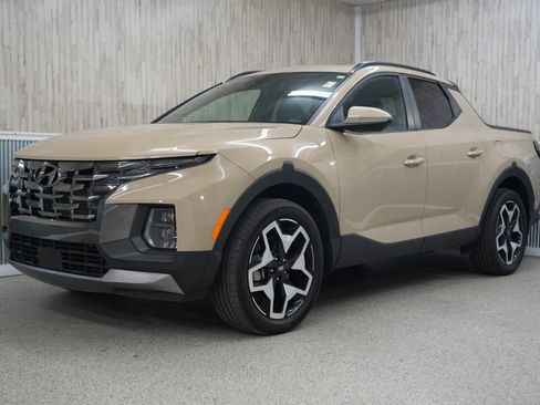 Used 2023 Hyundai Santa Cruz Limited w/ Launch Package image 4