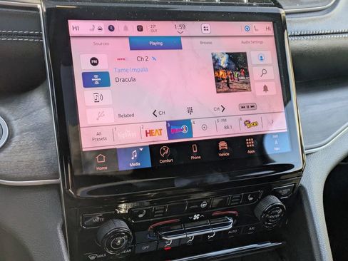 New 2025 Jeep Grand Cherokee L Limited image 18