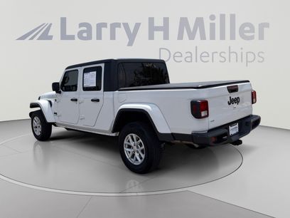 Used 2023 Jeep Gladiator Sport