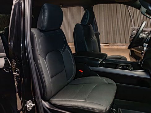 Used 2025 RAM 1500 Big Horn image 27