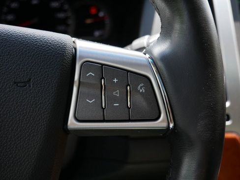 Used 2009 Cadillac STS V8 RWD image 19