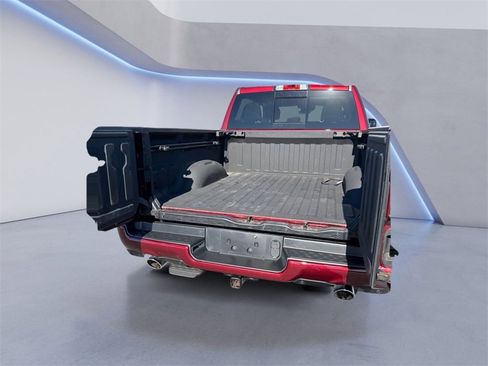 Used 2022 RAM 1500 Limited w/ Bed Utility Group image 5