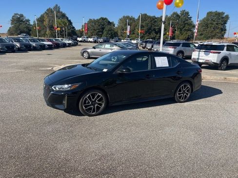 Used 2024 Nissan Sentra SR image 3