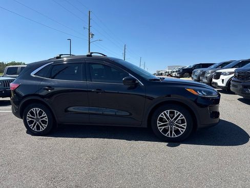 Used 2020 Ford Escape SEL FWD image 1