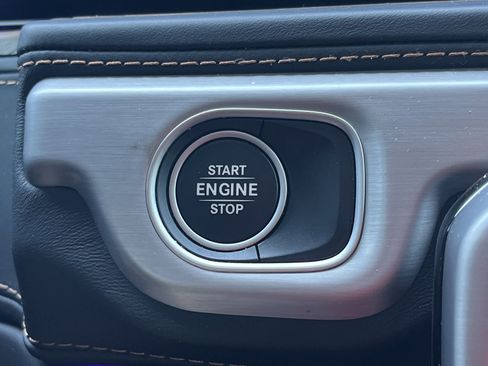 Used 2023 Mercedes-Benz G 550 image 9