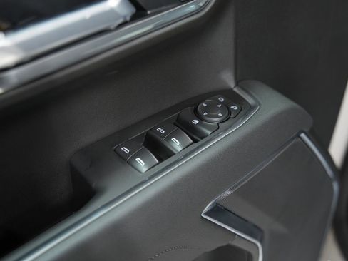 New 2026 GMC Sierra 1500 SLE image 23