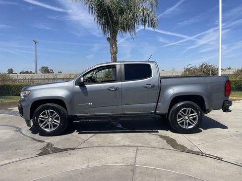 Used 2022 Chevrolet Colorado W/T w/ Custom Special Edition RWD image 5
