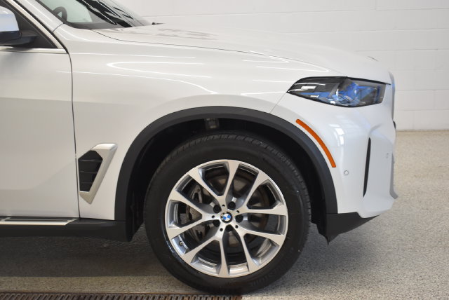Used 2025 BMW X5 xDrive40i AWD/4WD image 13