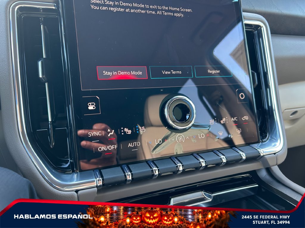 New 2026 GMC Yukon Denali w/ Denali Reserve Package AWD/4WD image 28
