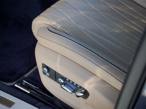 Certified 2023 Bentley Flying Spur W12 image 31