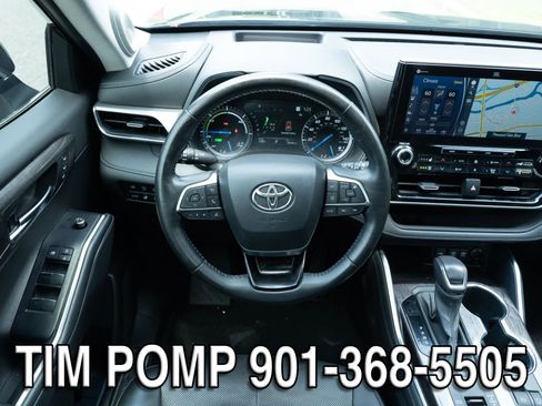 Used 2021 Toyota Highlander Platinum AWD/4WD image 23