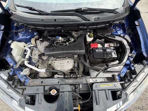 Used 2017 Nissan Rogue S FWD image 14