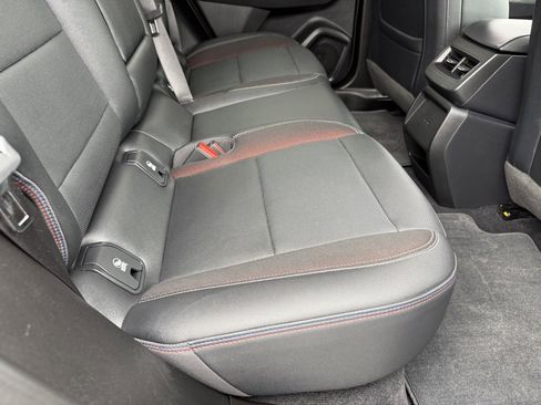 Used 2024 Chevrolet Equinox EV RS image 35